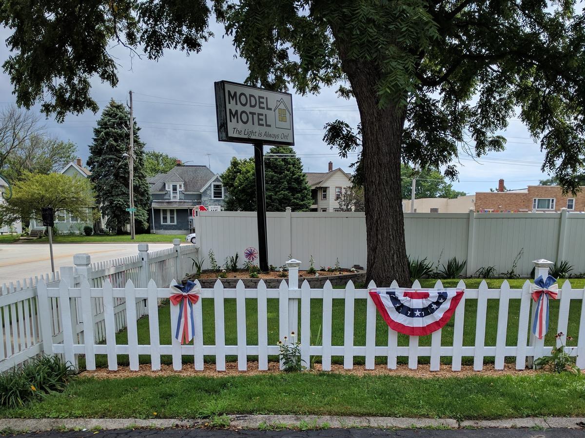 Model Motel Kankakee Exteriér fotografie